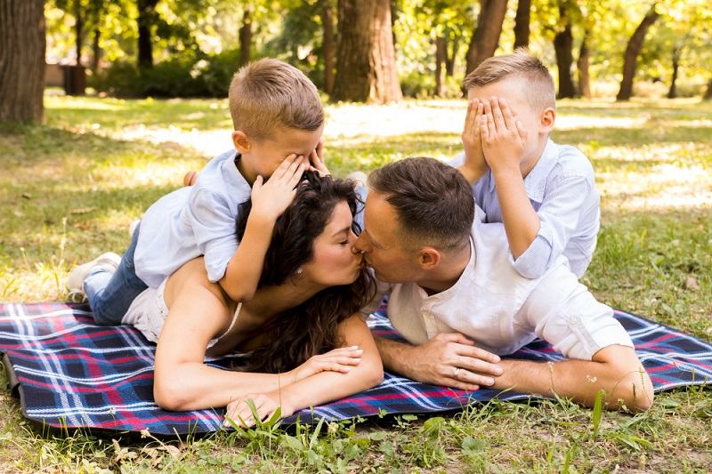 Cele mai bune activitati pentru ultimele saptamani de vacanta. Idei distractive si educative pentru copii
